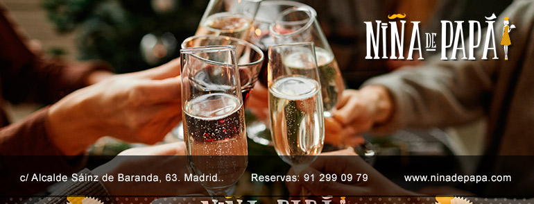 CELEBRA LA NAVIDAD EN GRUPO